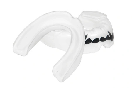 DBX Bushido Ochraniacz na zęby z kłami MG-2 biały