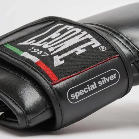 Zestaw Rękawice Leone Thunder + bandaże + szczęka